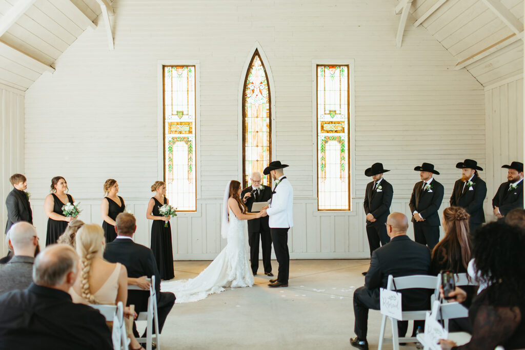 Kansas wedding photographer
