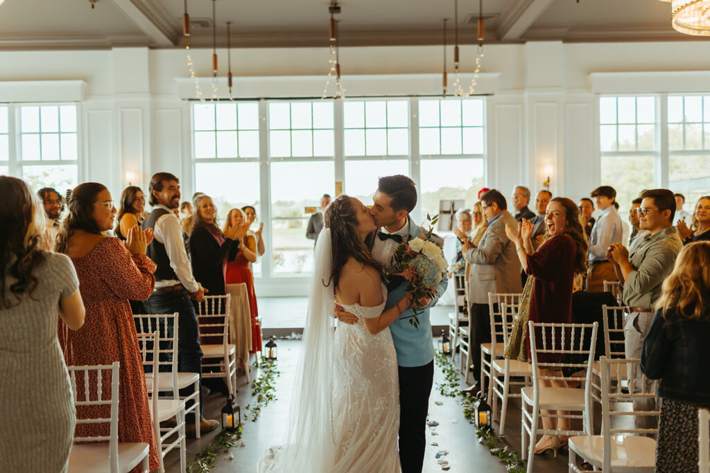 tips for a stress-free wedding day